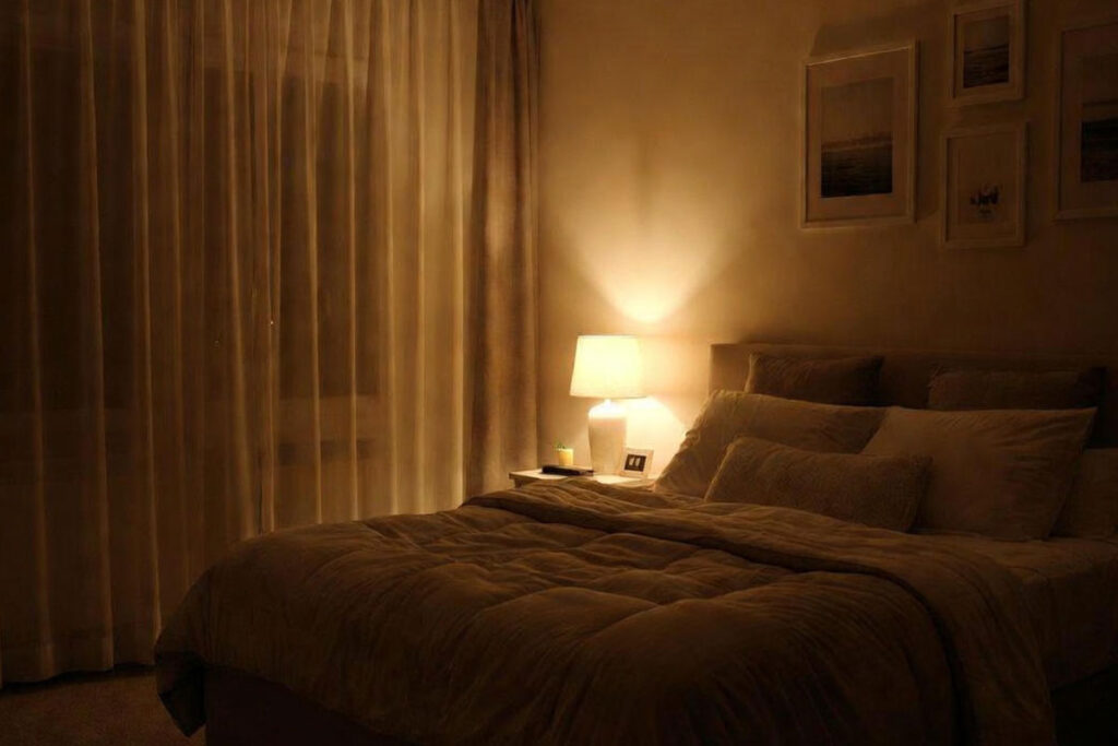 نور مناسب اتاق خواب