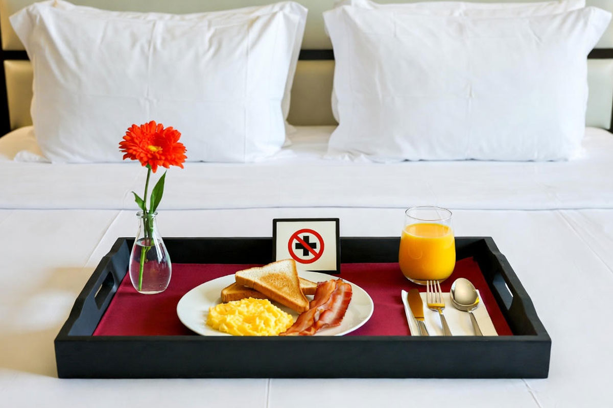 تمیزکردن انواع لکه از تشک