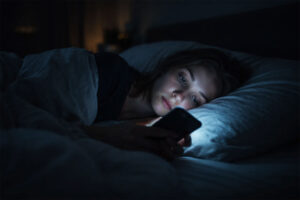 خواب با موبایل